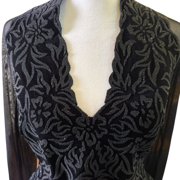 Tadashi Vintage Black Velvet Beaded Mesh Sleeve V-Neck Party Evening Top M - Picture 10 of 12